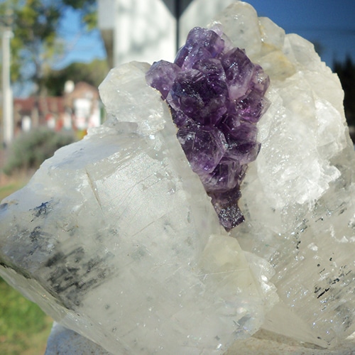 A Comprehensive Guide to Quartz Crystals – Explore their Science
